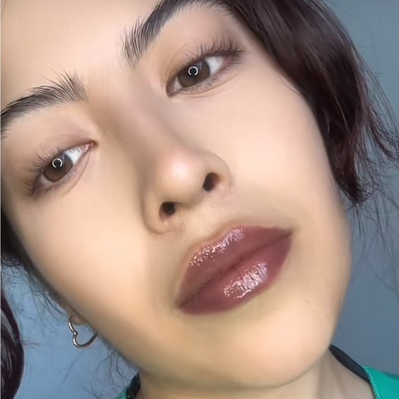 ‼️ LAST ONE 💕 BITTERSWEET ME a MAC LIPGLASS. RETAIL $24. **NEW IN BOX** - Picture 11 of 16